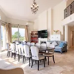 Villa Entier De Luxe Avec Vue *