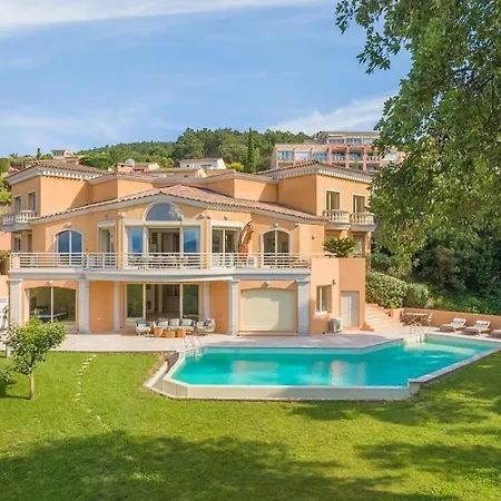 Entier De Luxe Avec Vue