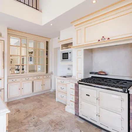 Villa Entier De Luxe Avec Vue *